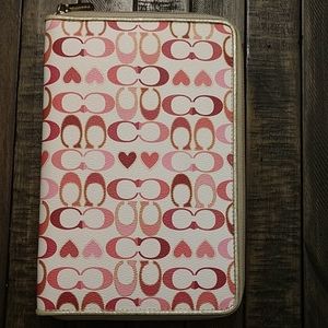 Coach E Reader Tablet Tech Case - Hearts